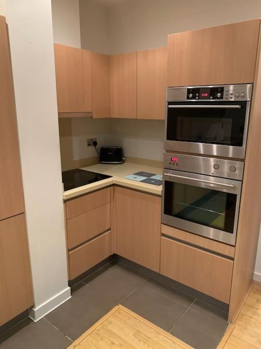 Stunning 2 Bed Flat! Centrally Located In London, Uk! Eksteriør bilde